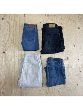 Bundle lot x4 Y2K Pants Women’s Size 4 & 26/27 Jeans, Levi's , Guess, Frank Oak